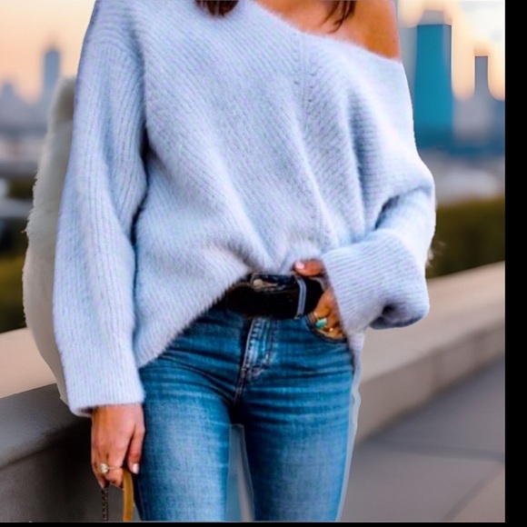 Rare Choker Loose SOO Soft Plush Open Shoulder light Baby Blue Sweater - Picture 3 of 12
